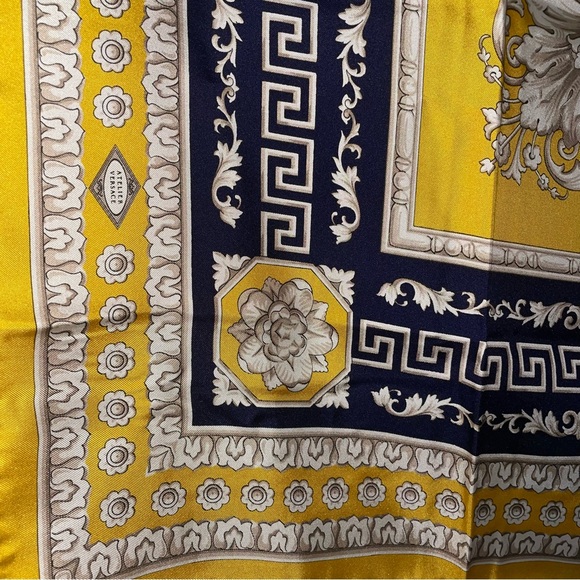 Luxury Versace silk scarf 35" square yellow gold navy cream baroque design NWOT - Picture 2 of 16